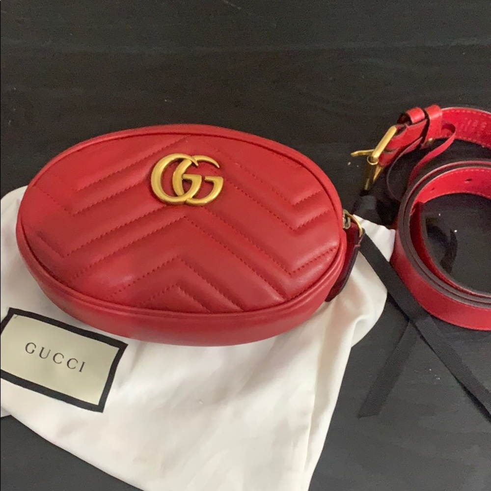 Gucci
GG Marmont Small Matelasse Leather Belt Bag